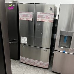 SAMSUNG FRENCH DOOR REFRIGERATOR IN STAINLESS STEEL
