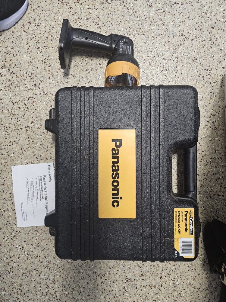 Panasonic EY6432 Cordless 1/2 In. Drill & Driver