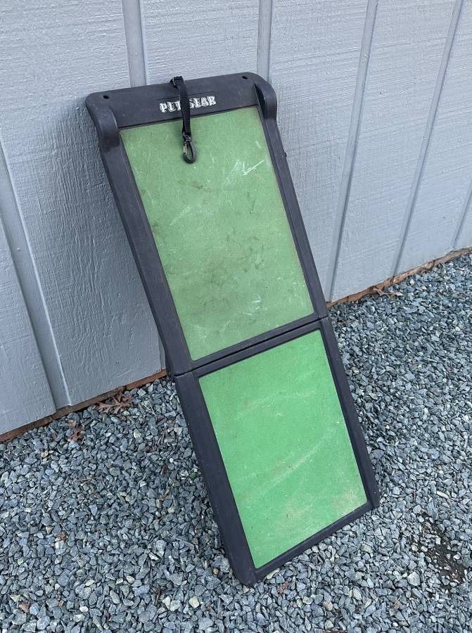 Pet Gear Portable Ramp Travel Lite Bi-Fold With SupertraX Animal Rehabilitation