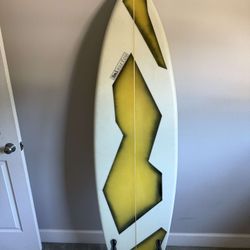 Sml SurfCo Surfboard - Excellent Condition