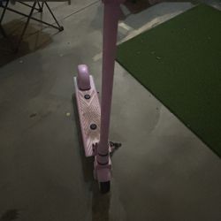 Kids electric scooter pink $25