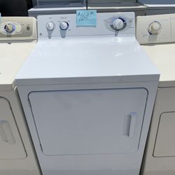 White Dryer Ex Large GE . Warehouse pricing.   Warranty  . Delivery Available . 2522 Market st. 33901