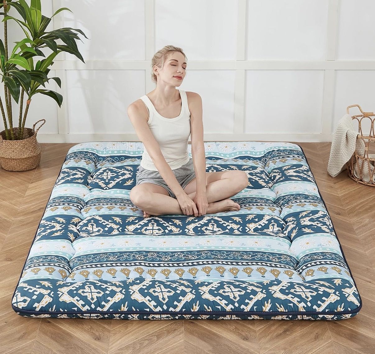 Zelladorra Japanese Floor Mattress – Queen (Blue Striped Jacquard) – BRAND NEW