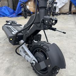 Electric Scooter 60mph 6000w Dual Motor 