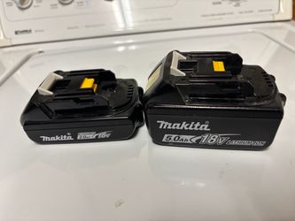 Makita 18V Battery Pack Lot of 2