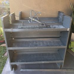 Shelves Nissan NV 2500 Raques