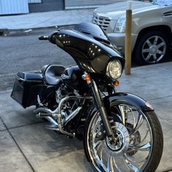2014 Harley Davidson Street Glide 