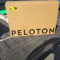 PELOTON Bike + Plus and Row Tablet Touchscreen 3rd generation NEW SEAL CL02-0015