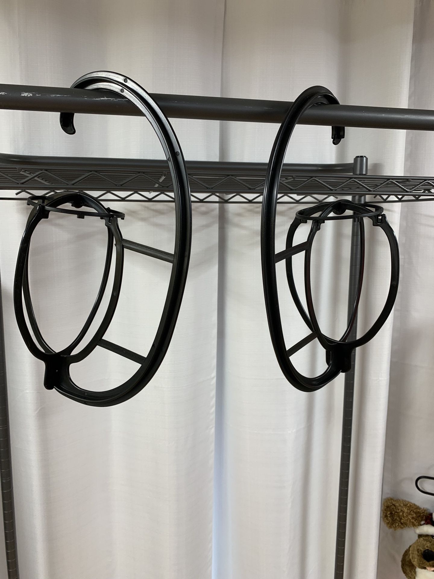 Wig Hangers