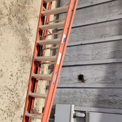 10 Ft Werner Fiberglass Ladder