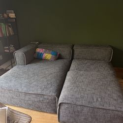 Article 3-section couch