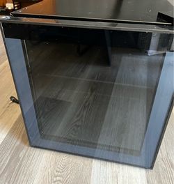 Antarctica mini fridge
