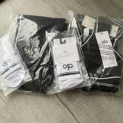 Alo Set With Socks