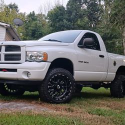 03 Dodge Ram 1500 SLT 5.7 4x4 
