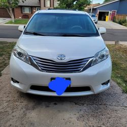 2015 Toyota Sienna Xle Awd 
