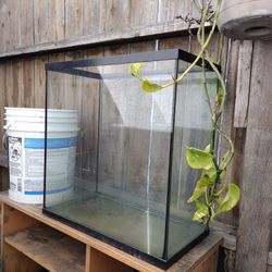 30 Gal Open Glass Fish Tank 