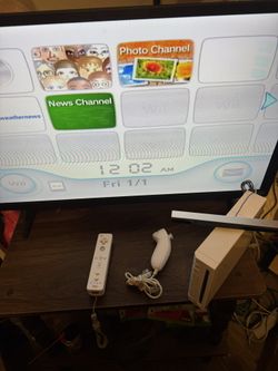 Nintendo Wii Console w/ remote WORKS $70