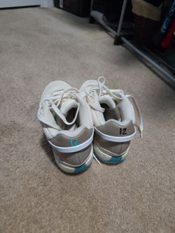 Men's Athletic Sneakers Size 7.5