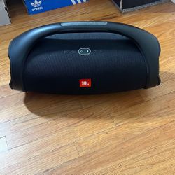 JBL Boombox 2