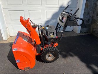 30” Husqvarna Snowblower