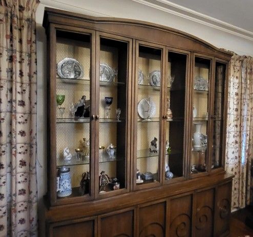 Vintage 70s Modern Breakfront/China Cabinet
