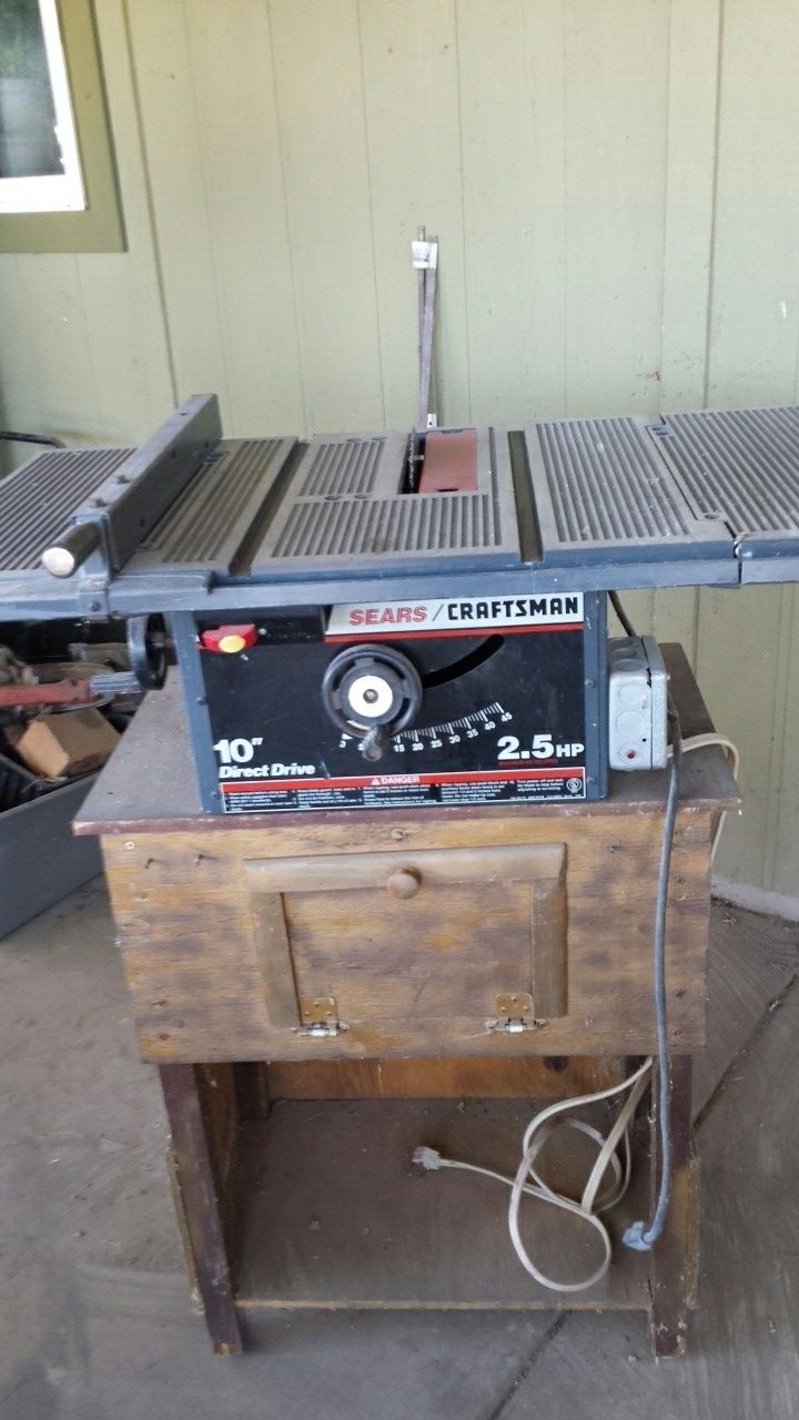 Sears Craftsman 10 inch 2 1/2 horsepower table saw