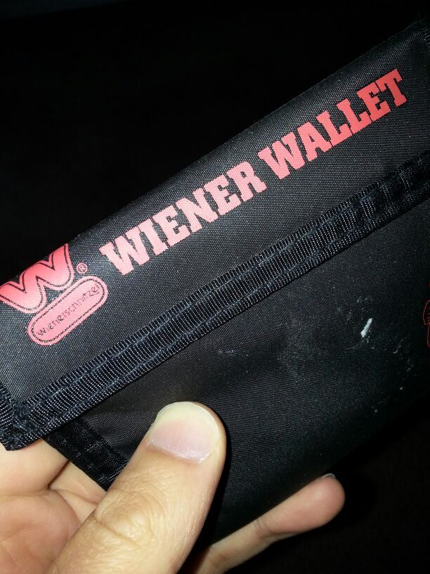 Wienerschnitzel Wallet, Collectible