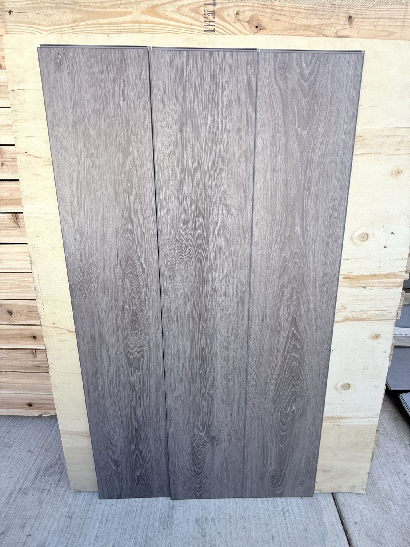 Lifeproof Shellman Village Oak 22 MIL x 9 in. W x 48 in. L Click Lock Waterproof Luxury Vinyl Plank Flooring (18 sq. ft./case)