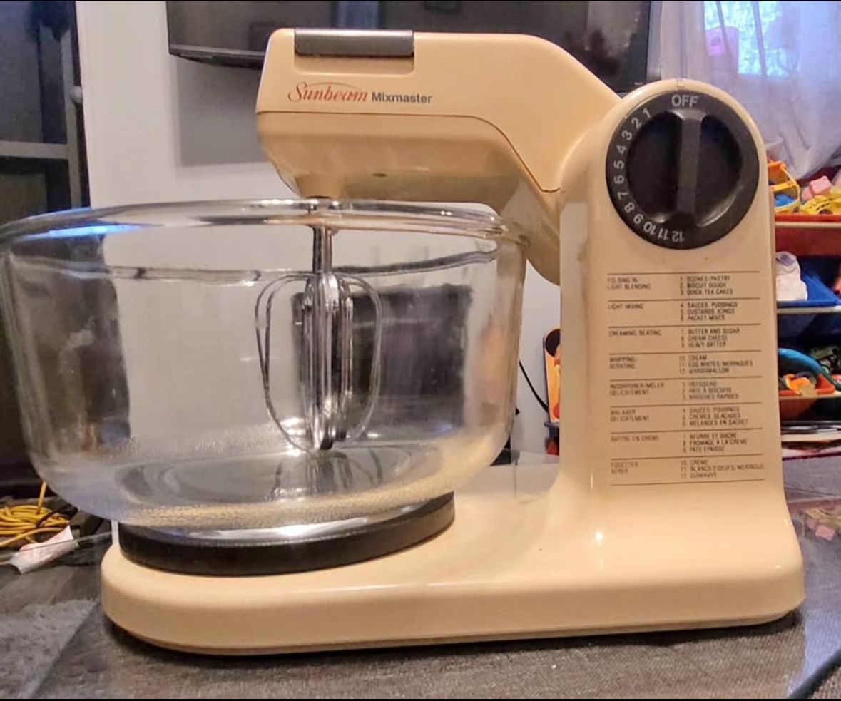 Sunbeam Stand Mixer