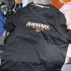 Burberry Shirt men’s Size m New 