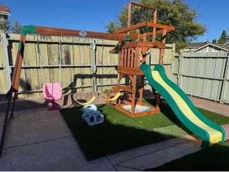 Discovery Backyard Play Structrue