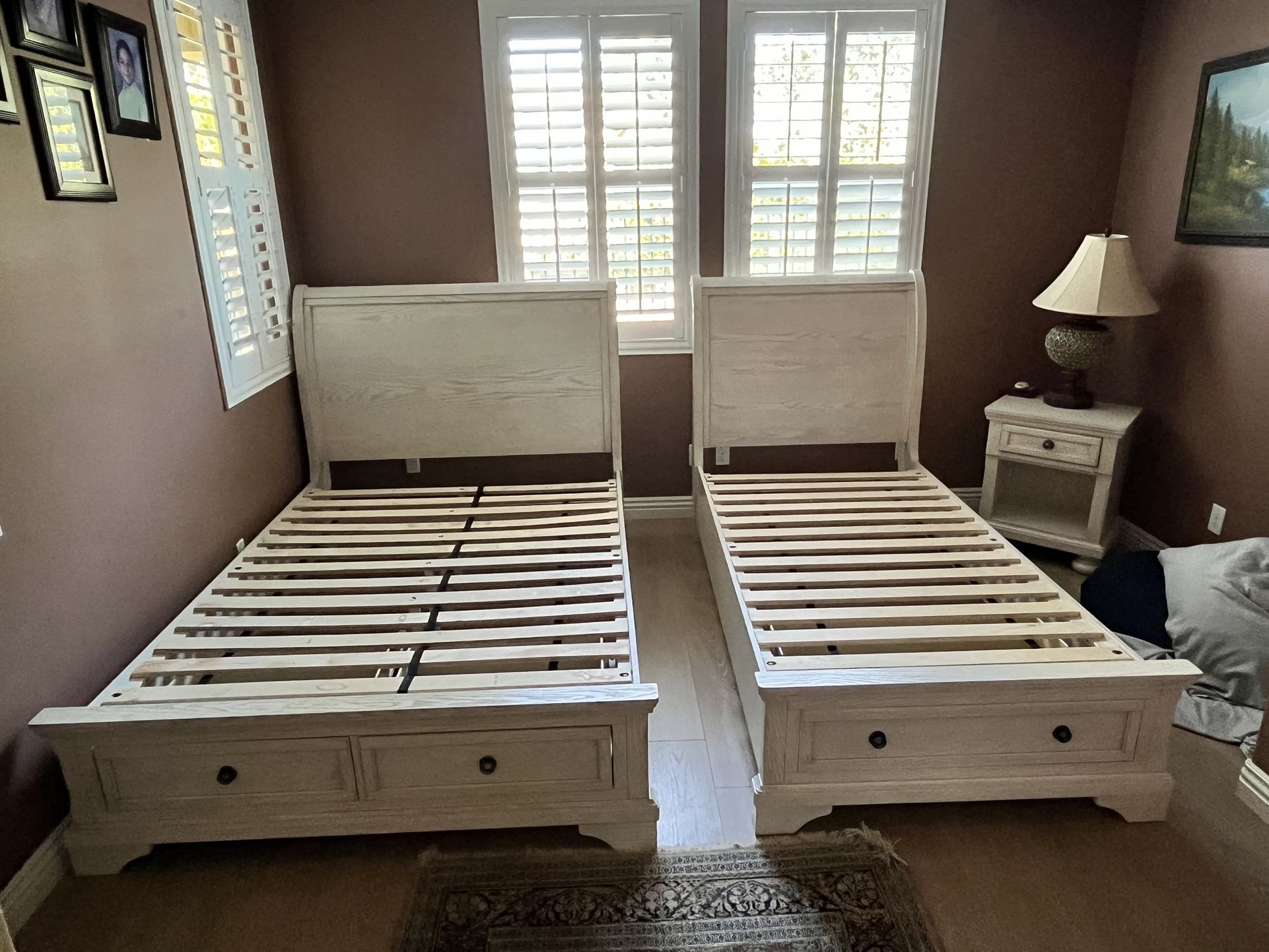 Full and Twin Bedroom Set with Nightstand