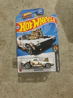 Hot Wheels Rodger Dodger 32/250 HW Dream Garage  2/5 Unleashed Design Battle WHT