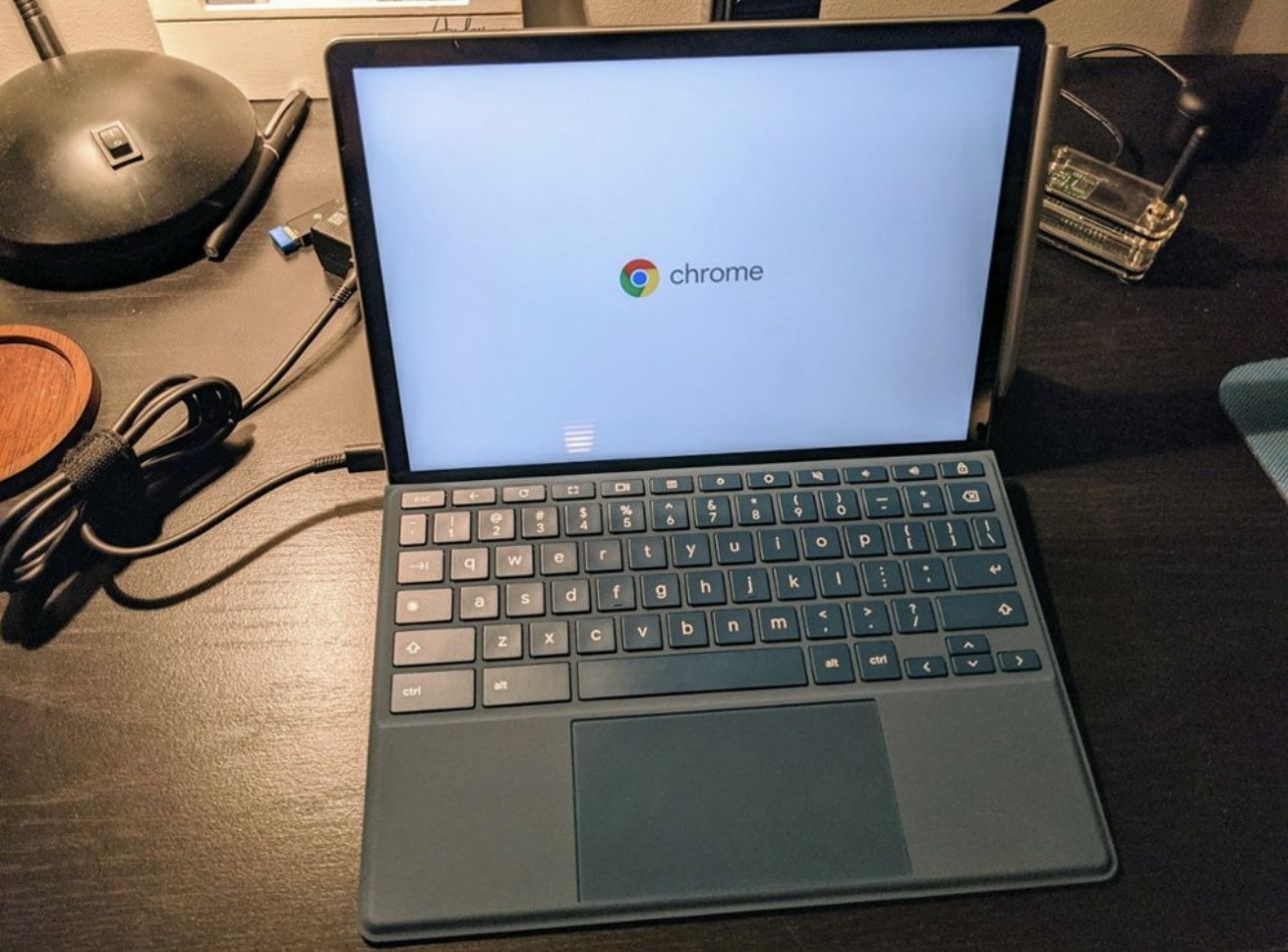 HP 11 Touchscreen Chromebook Tablet