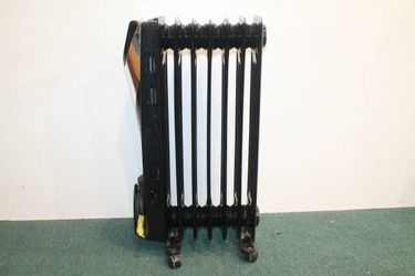 Smalco Heater model HAE84715 Black Works Well for Sale in Hawthorne, CA -  OfferUp
