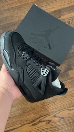 RETRO 4s BLACK CAT 
