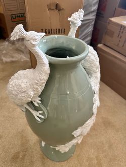 Z Gallerie Athena Peacock Floor Vase – Sage Green & White