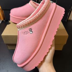 UGG Tazz Women’s Slippers Love ‘25 Pink Size 5 6   