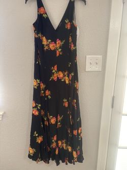 Beautiful Black Floral Maxi Dress V-Neck