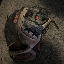 Wilson A2000 11.5 INF glove