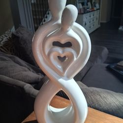 Porcelain Man and Woman Heart Sculptor