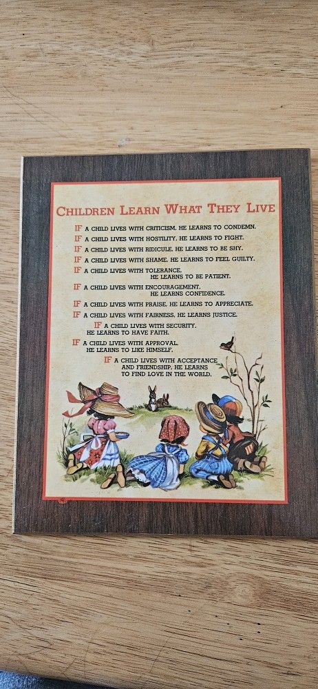 Children Learn Plaque 