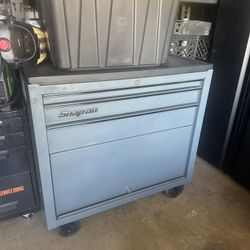 Snap On tool Box Rolling Cart