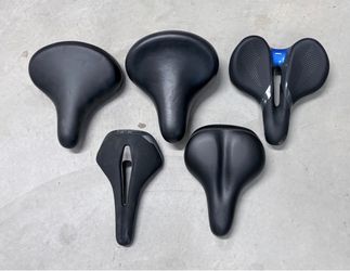 Lot of 5 Mixed Bike Saddles