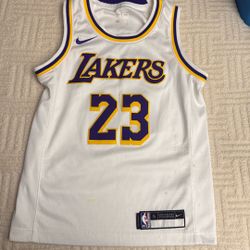 Lakers Jersey, Girls Kid Size Small 