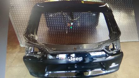 2009 JEEP CHEROKEE LIFGATE