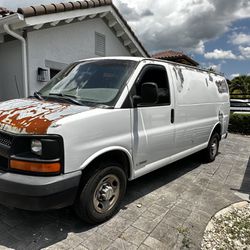 Chevy Van 