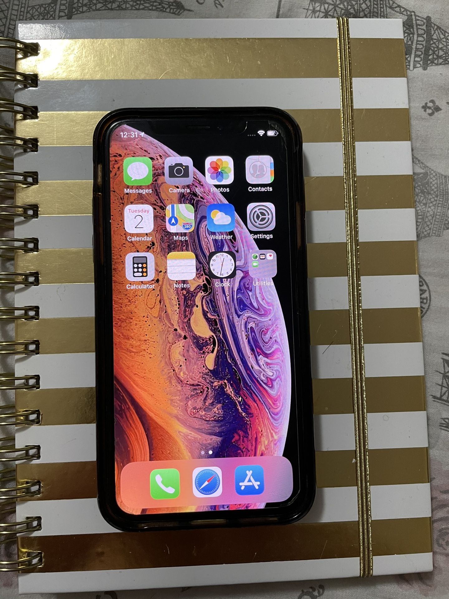 iPhone Xs (64GB)