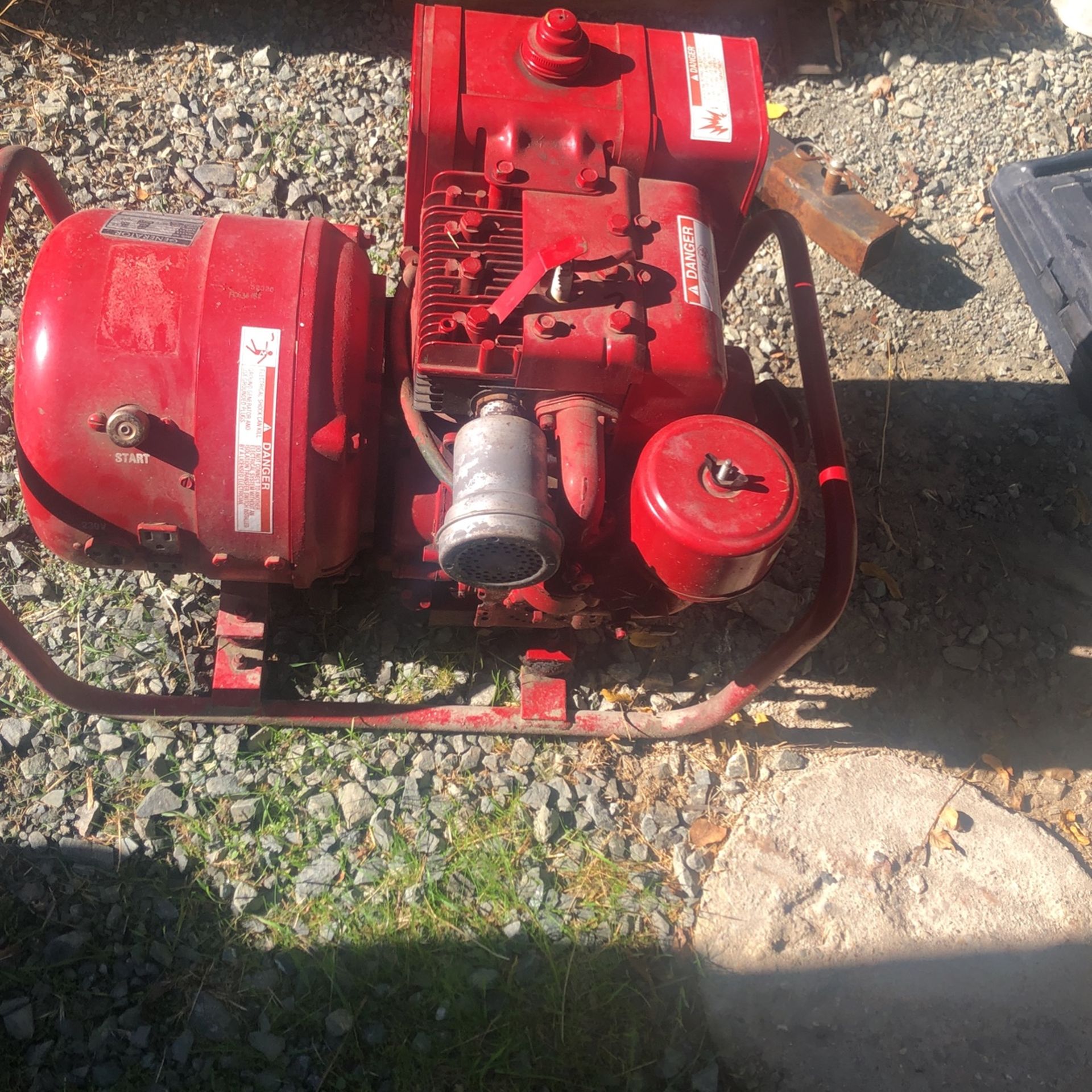 Generator Briggs & Stratton, eight horse