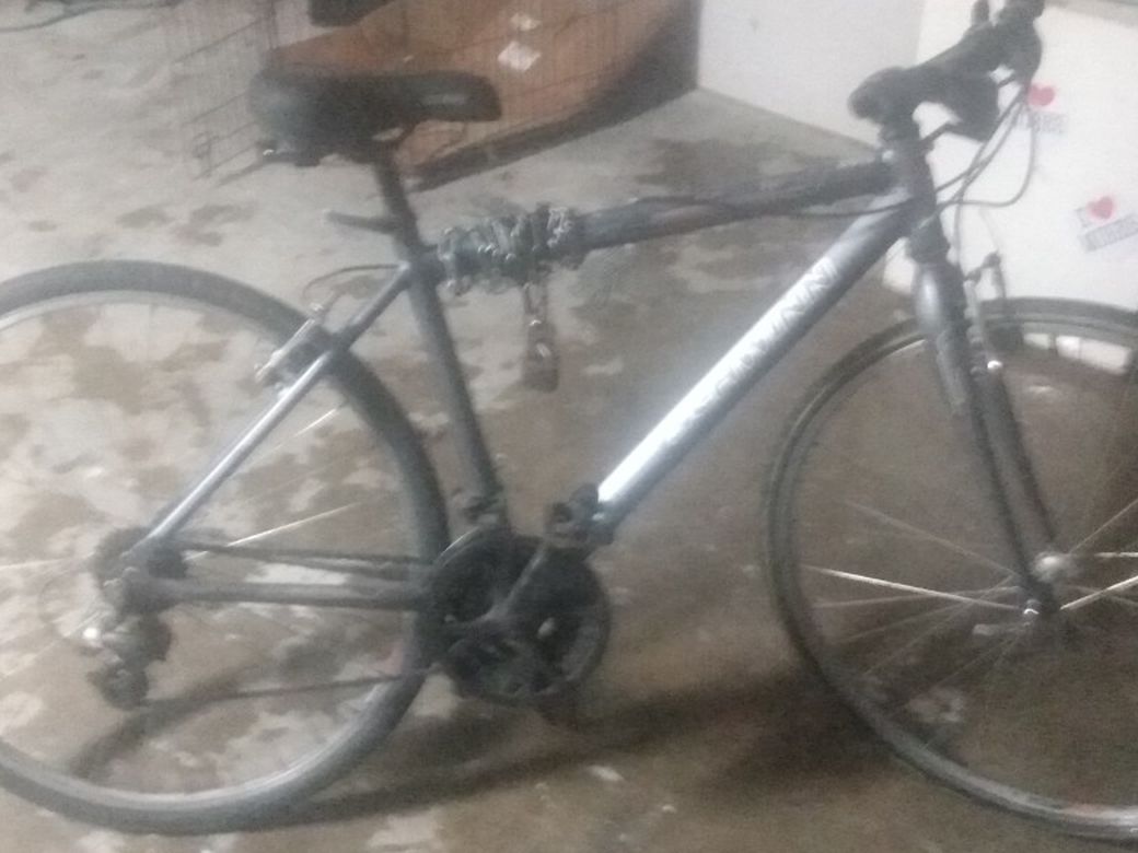 Schwinn 26-in Bike